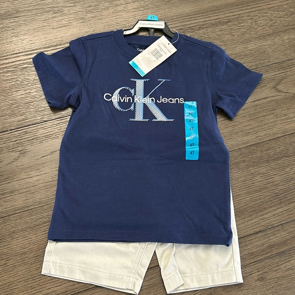 Calvin Klein 4T Set